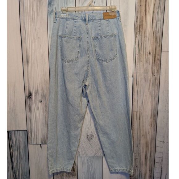 BCBGMAXAZRIA Snap-Vent Light Wash Denim Jeans Size 27" Waist Model Off-Duty Y2K - Picture 5 of 7